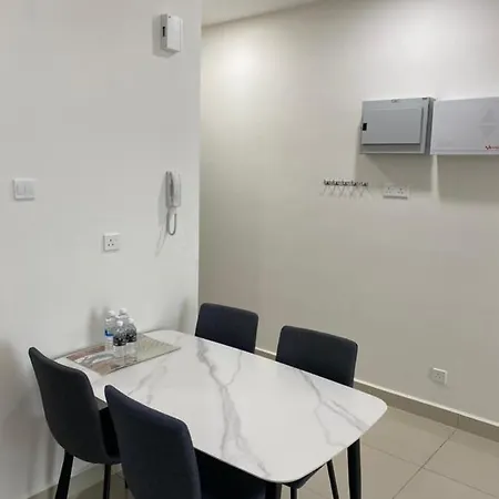 Yangtze Home Stay 长江民宿 Johor Bahru Exterior photo